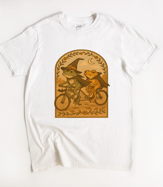 Retro Frog And Toad Halloween T-Shirt