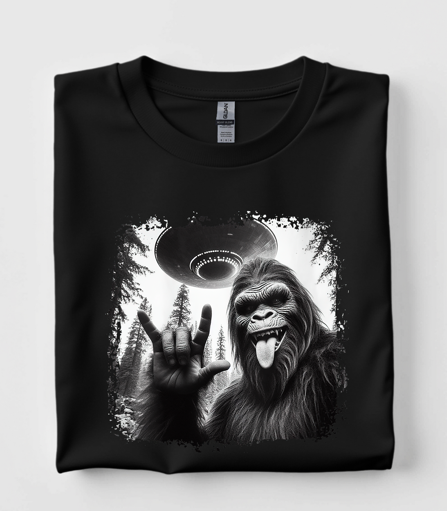 Bigfoot UFO Funny Alien Shirt