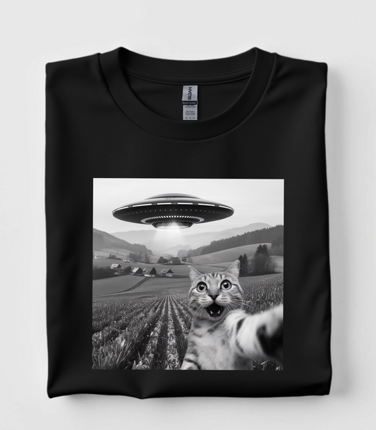 UFO Cool Cat Selfie Shirt