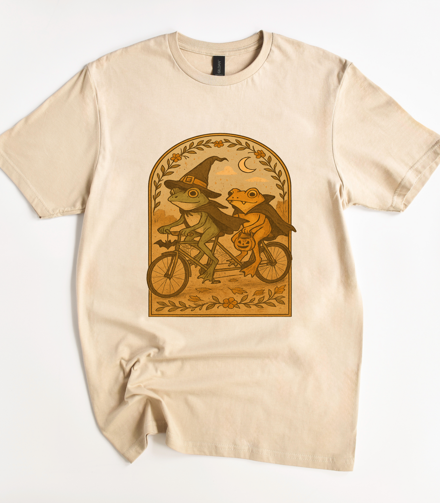 Retro Frog And Toad Halloween T-Shirt