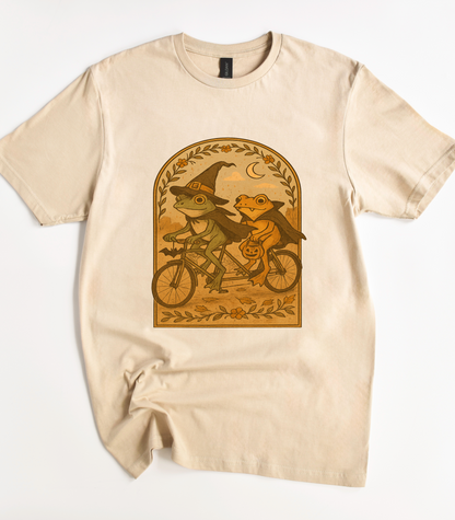 Retro Frog And Toad Halloween T-Shirt