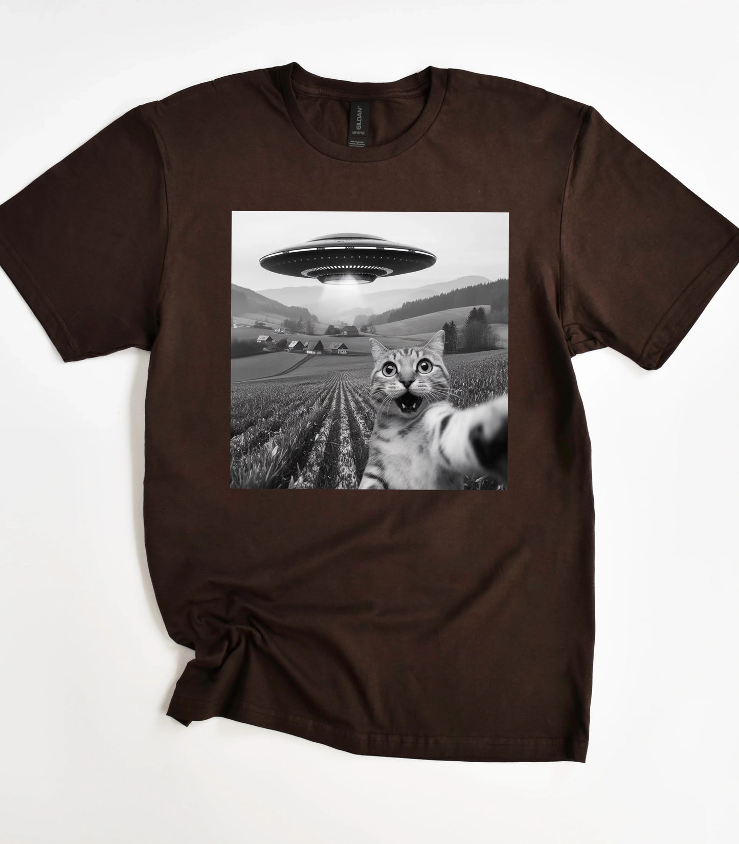 UFO Cool Cat Selfie Shirt