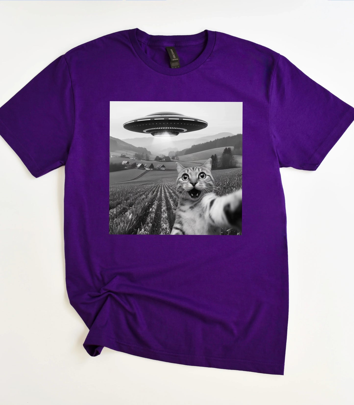 UFO Cool Cat Selfie Shirt