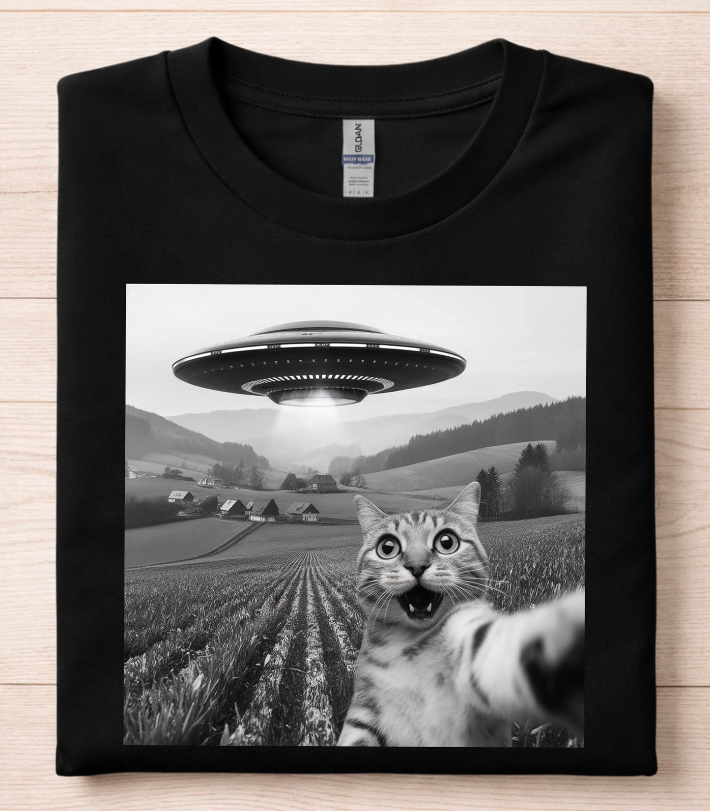 UFO Cool Cat Selfie Shirt