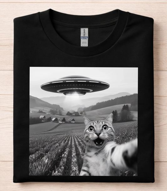 UFO Cool Cat Selfie Shirt