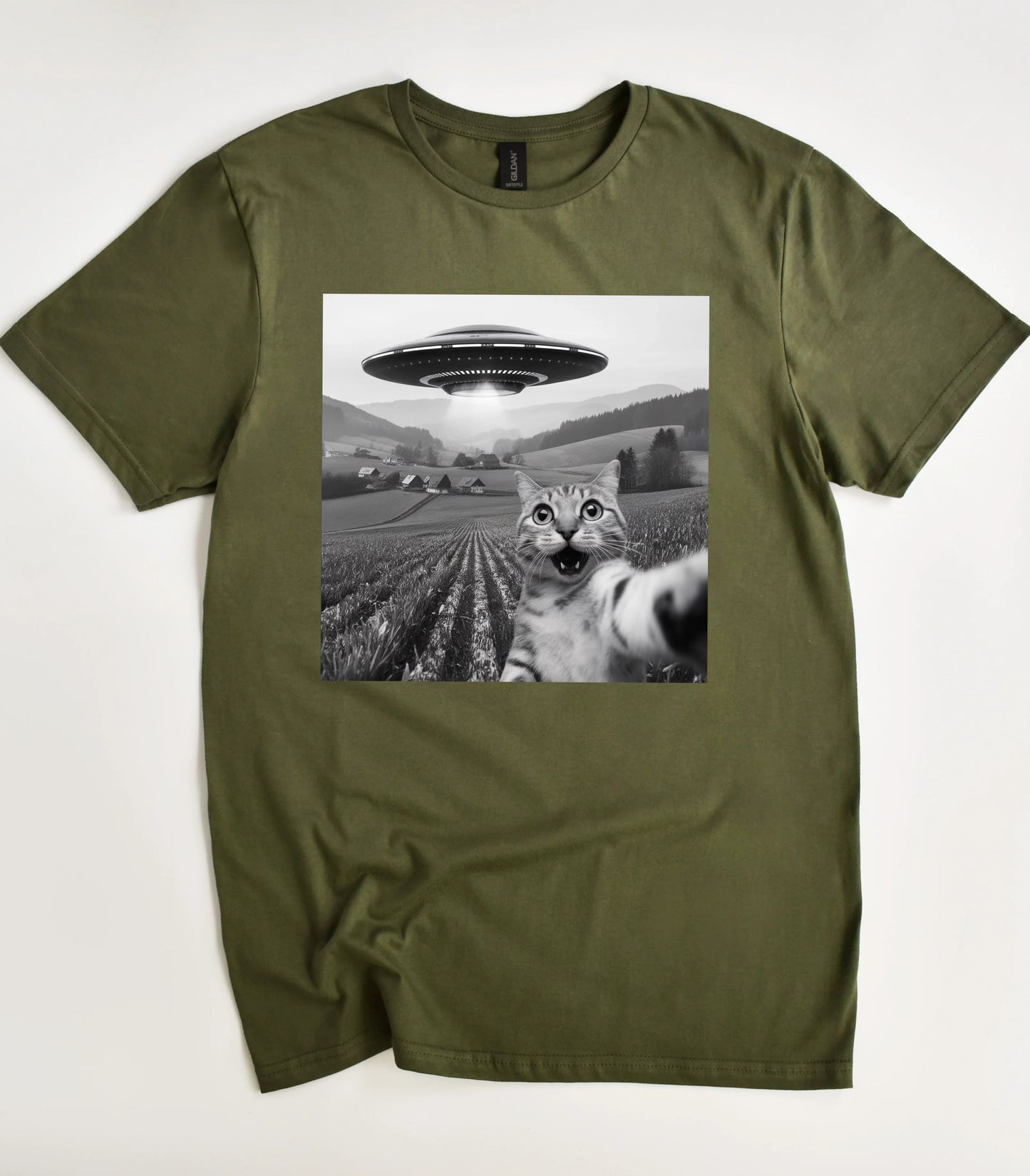 UFO Cool Cat Selfie Shirt