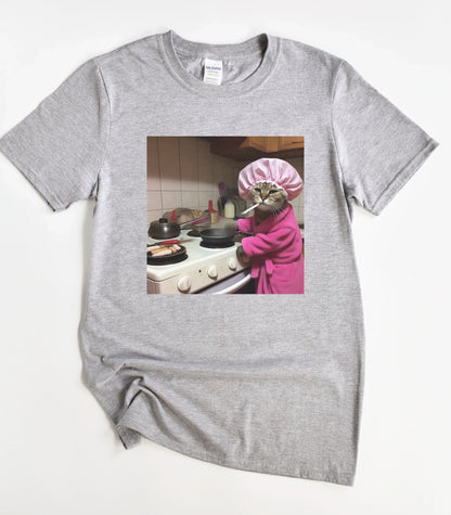 Funny Housewife Cat T-Shirt