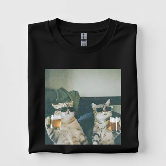 Cool Cat Drinking Beer Funny T-Shirt